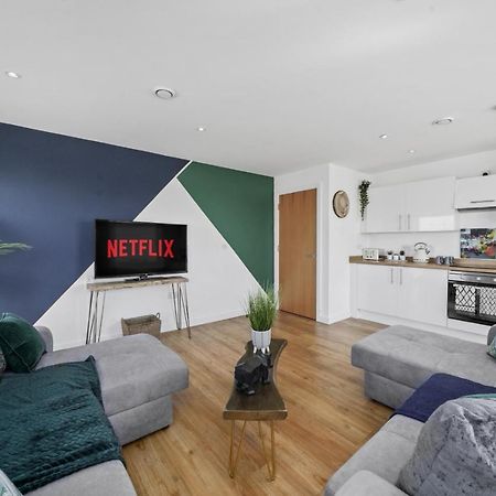 Stunning City Centre Penthouse - Sleeps 10 - Parking Mánchester Exterior foto