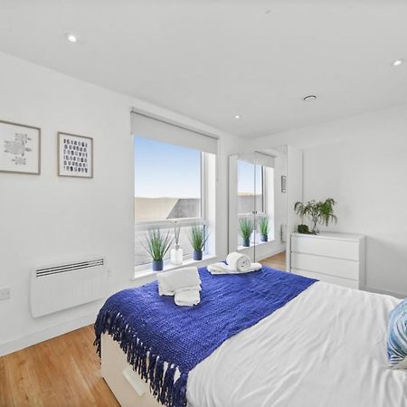 Stunning City Centre Penthouse - Sleeps 10 - Parking Mánchester Exterior foto