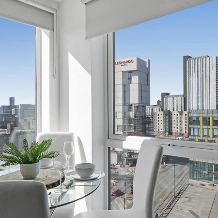 Stunning City Centre Penthouse - Sleeps 10 - Parking Mánchester Exterior foto
