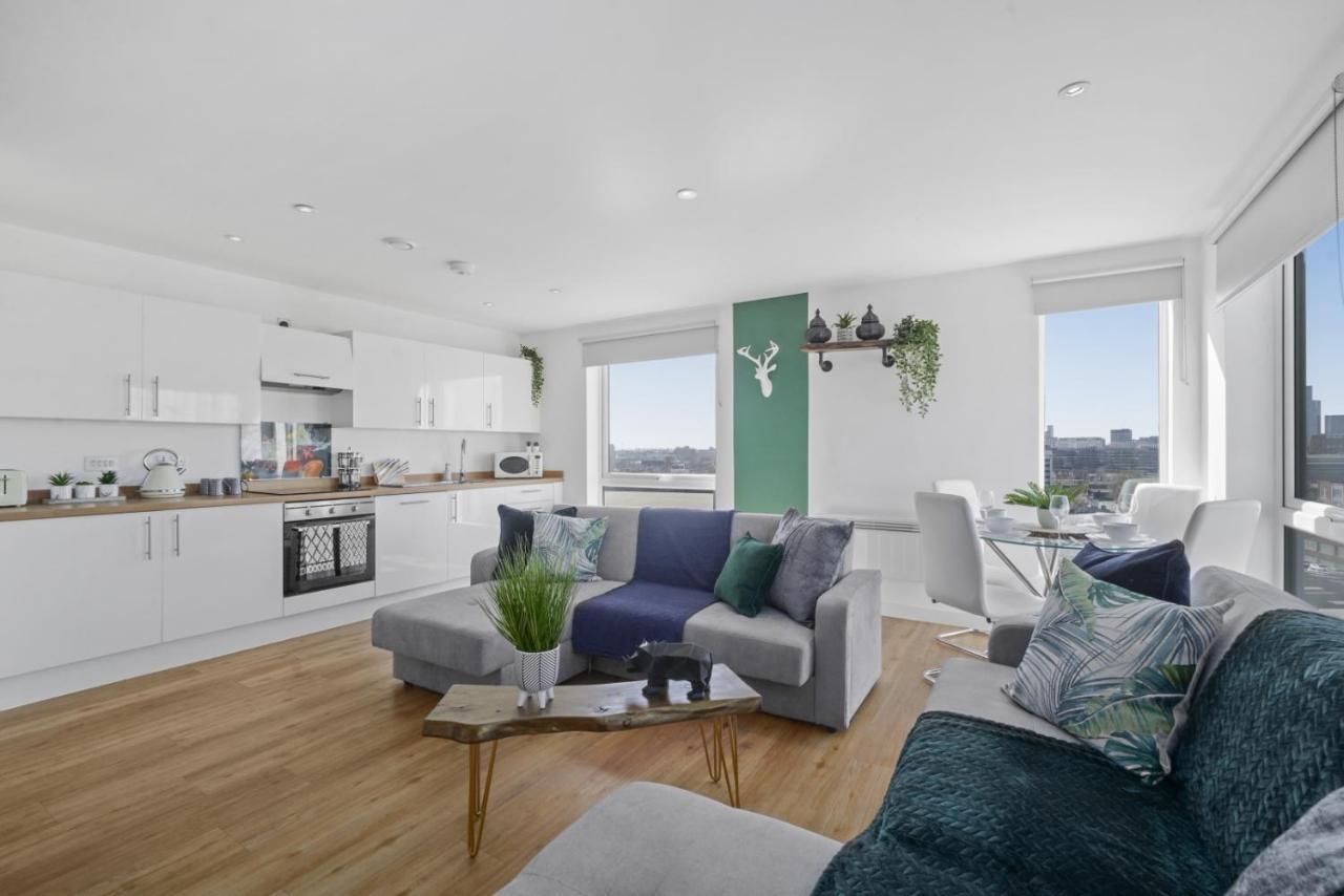 Stunning City Centre Penthouse - Sleeps 10 - Parking Mánchester Exterior foto