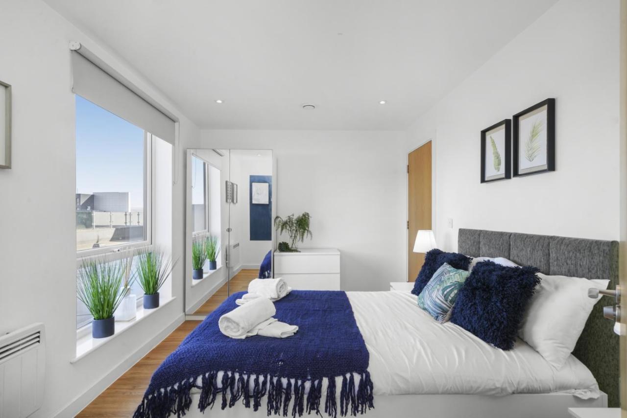 Stunning City Centre Penthouse - Sleeps 10 - Parking Mánchester Exterior foto