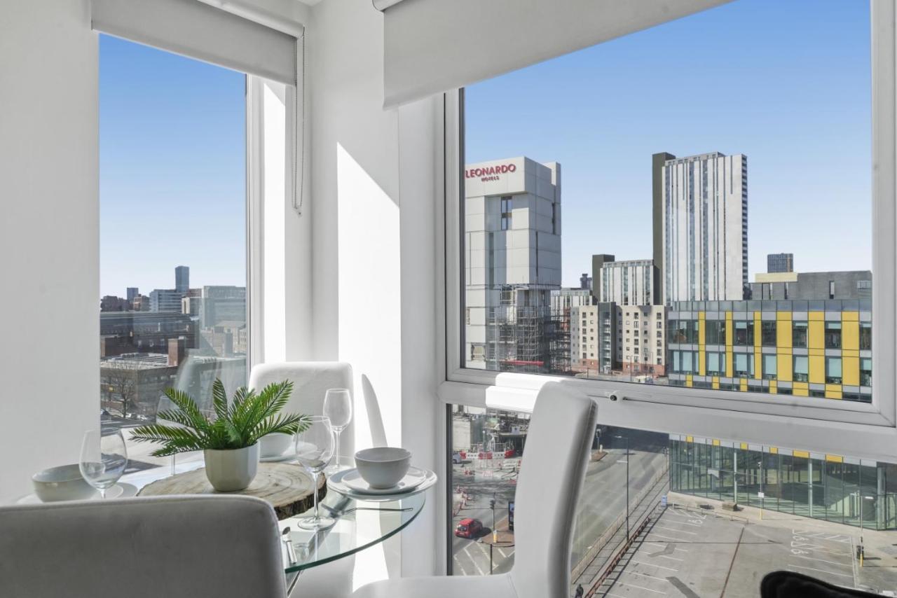 Stunning City Centre Penthouse - Sleeps 10 - Parking Mánchester Exterior foto